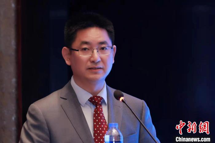（两会声音）深圳市地方金融监管局局长何杰：建议丰富“跨境理财通”产品供给