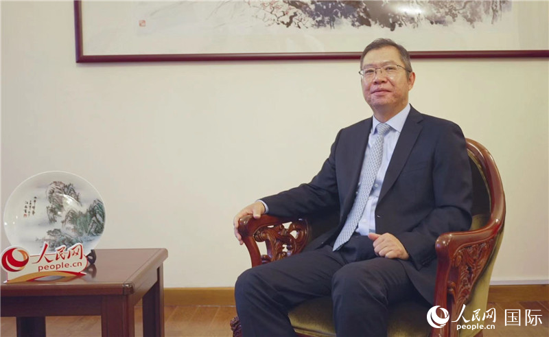 驻非盟使团团长胡长春大使接受人民网专访。人民网记者 刘宁摄