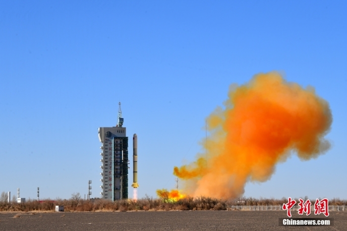 北京时间2023年11月16日11时55分，我国在酒泉卫星发射中心使用长征二号丙运载火箭，成功将新一代海洋水色观测卫星发射升空，卫星顺利进入预定轨道，发射任务获得圆满成功。此次任务是长征系列运载火箭第497次飞行。汪江波 摄