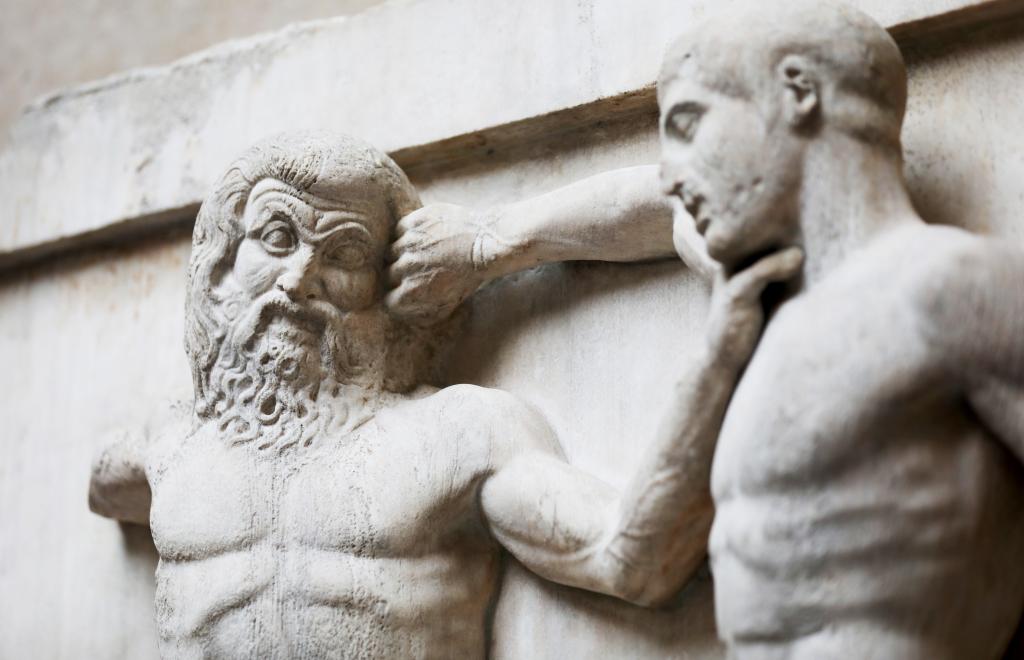 这是9月7日在英国伦敦大英博物馆拍摄的帕特农神庙大理石雕刻。新华社记者李颖摄