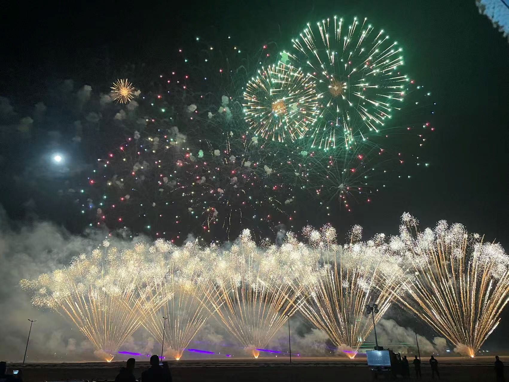 焰火与激光秀的文化创意表演现场 中国北方工业有限公司供图