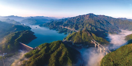 大别山风景道。六安市文旅局供图