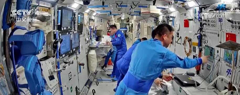 欧博体育官网神舟二十号乘组全面接棒：完成空间站首次医疗救护训练(图1)