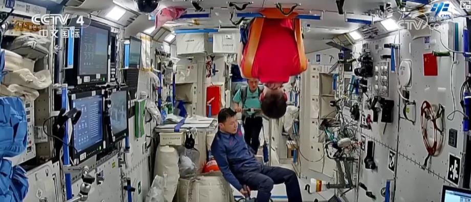 欧博体育官网神舟二十号乘组全面接棒：完成空间站首次医疗救护训练(图5)