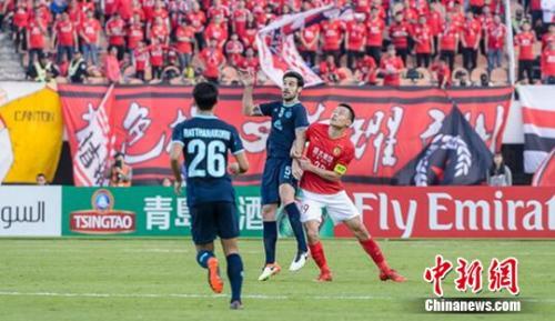 恒大迎亚冠之战 青岛啤酒亚冠奖杯再回天河引