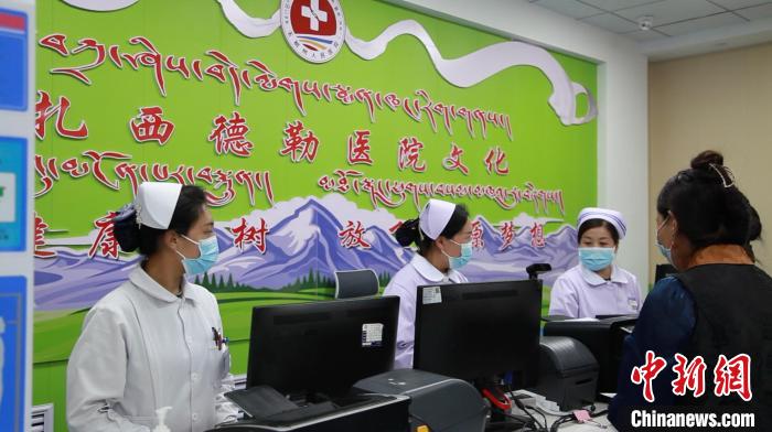 北京援青医疗队：倾力呵护江源藏族同胞生命健康