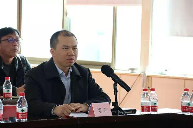 西藏日报评论:让种子精神扎根高原大地