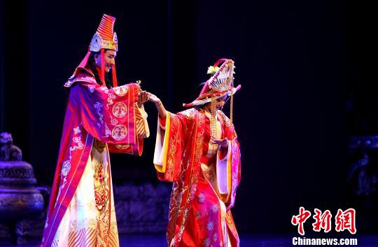 大型藏戏《意卓拉姆》在西宁首演