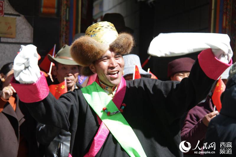 西藏民主改革60年，高原儿女唱响《我和我的祖国》【4】