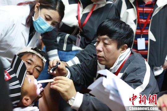 嫣然天使基金为西藏85名唇腭裂患儿免费手术