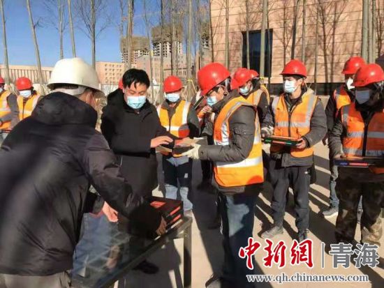 图为慰问现场。钟欣摄