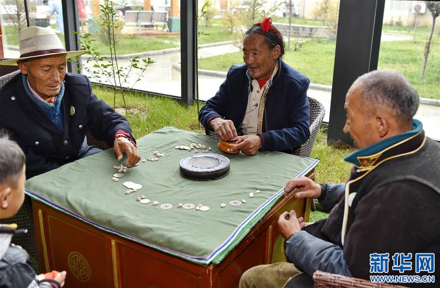 （社会）（2）西藏浪卡子：“五保”老人乐享晚年