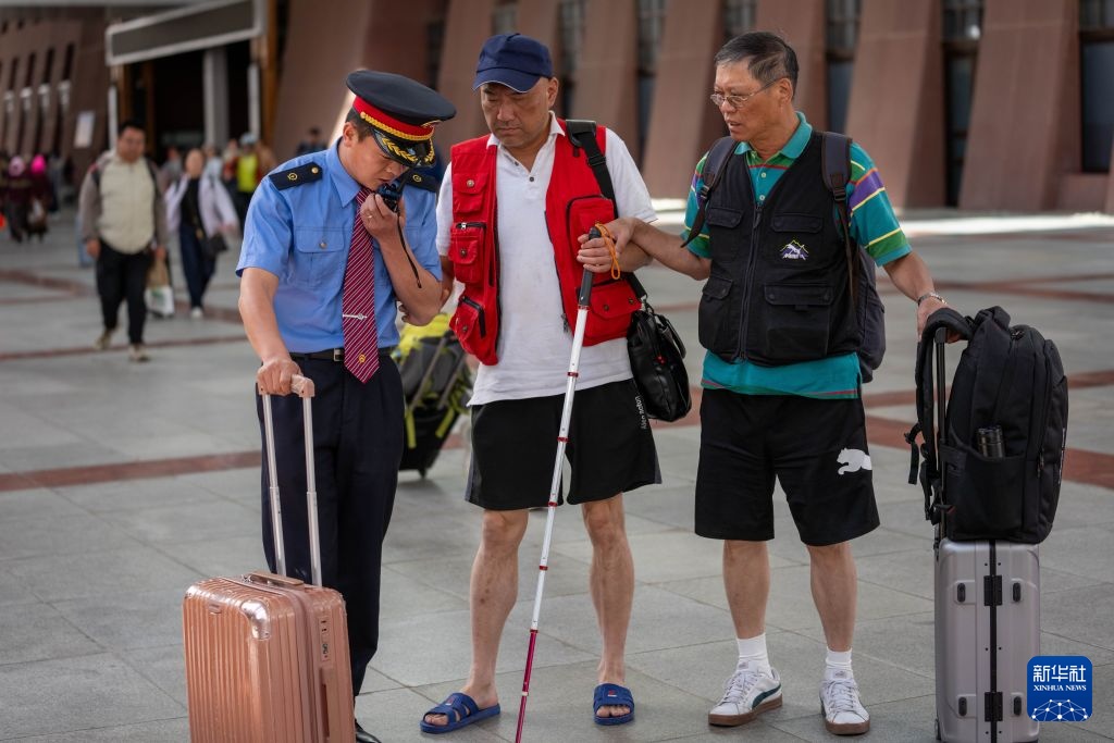 青藏铁路拉萨站:20年累计到发旅客6300万余人次