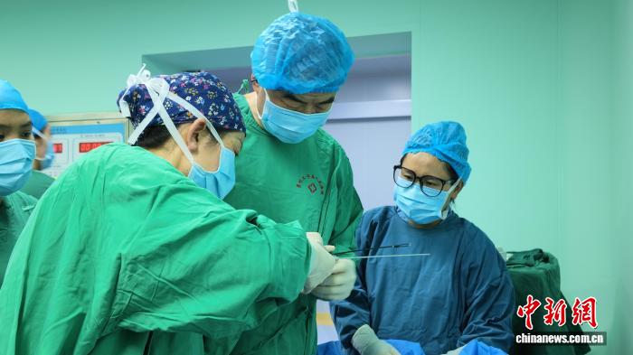 医疗专家走进拉萨市墨竹工卡县开展医疗公益活动