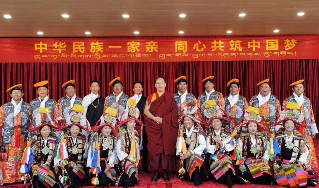 http://media.tibet.cn//photo/d/content_13417.shtml