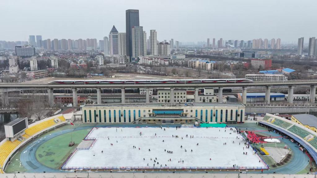 更多更近更丰富——专家解读2024年全国体育场地统计调查数据必一体育下载(图1)