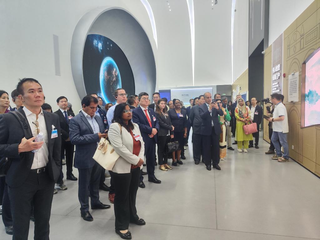 华体会- 华体会体育官网- 体育APP下载综述：开放联通 智创未来——外国在港领