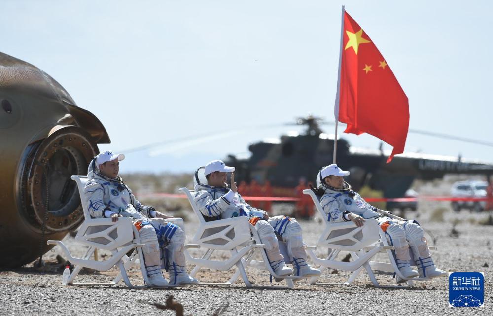 时光相册｜70载中国航天箭指苍穹(图26)