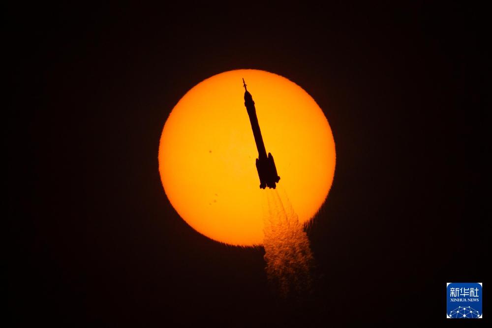 时光相册｜70载中国航天箭指苍穹(图43)