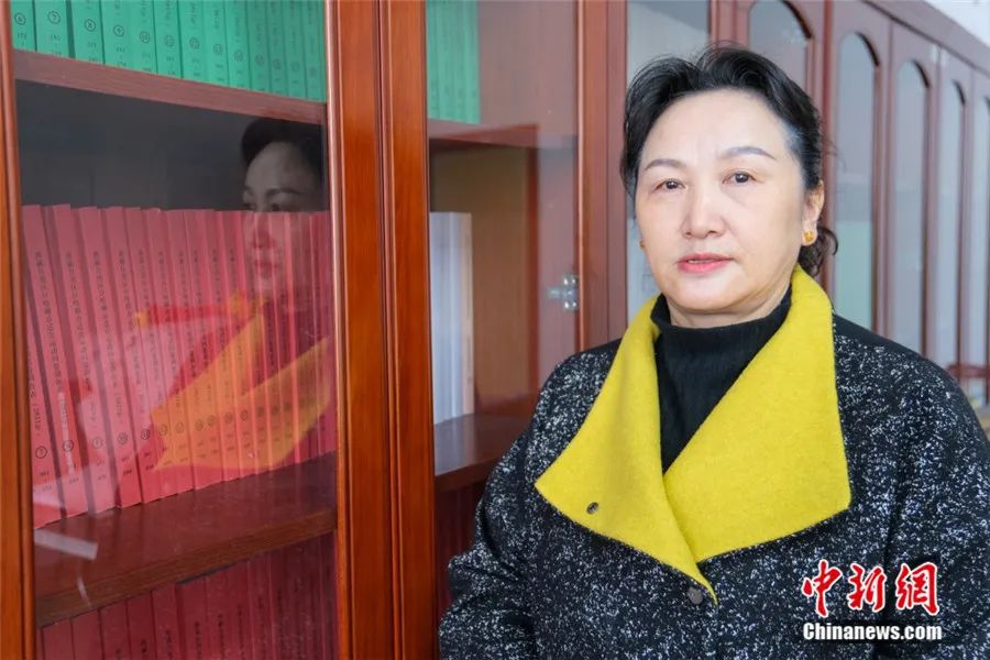 东西问丨巴桑卓玛：西藏寄宿制教育谁最有发言权？manbetx万博APP(图4)