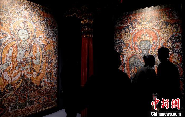 西藏壁画源流为灵感杨冕西藏个展“照见”今日开幕
