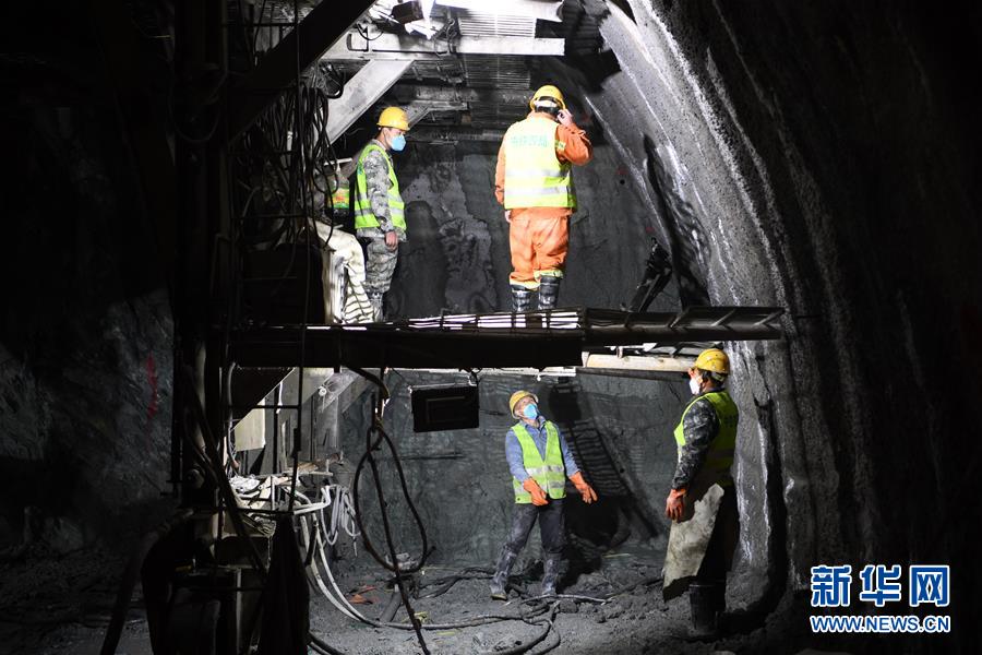 （经济）（2）国道213线高海拔隧道建设项目有序推进