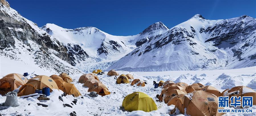 （2020珠峰高程测量）（6）冰雪世界的前进营地