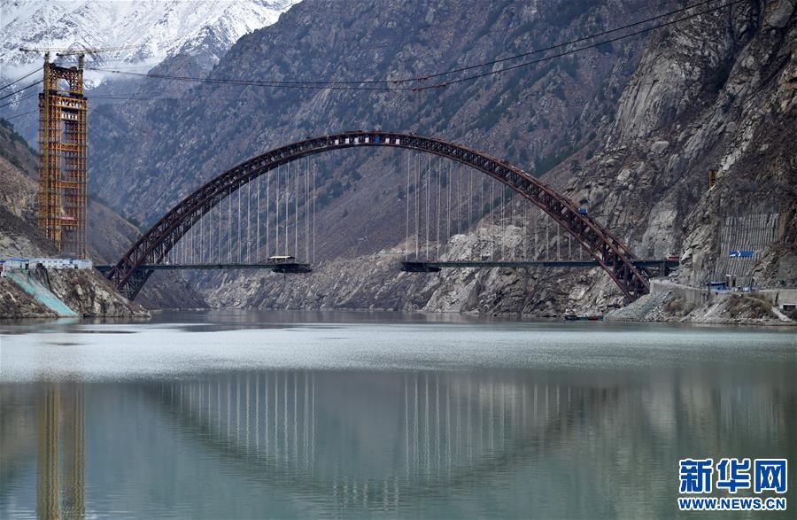 （经济）（5）拉林铁路藏木雅鲁藏布江大桥合龙