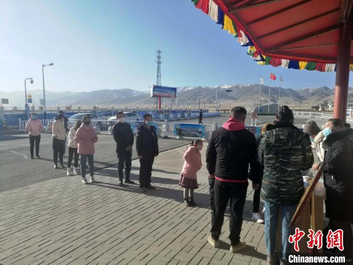 青海首个恢复开放景区迎来游客