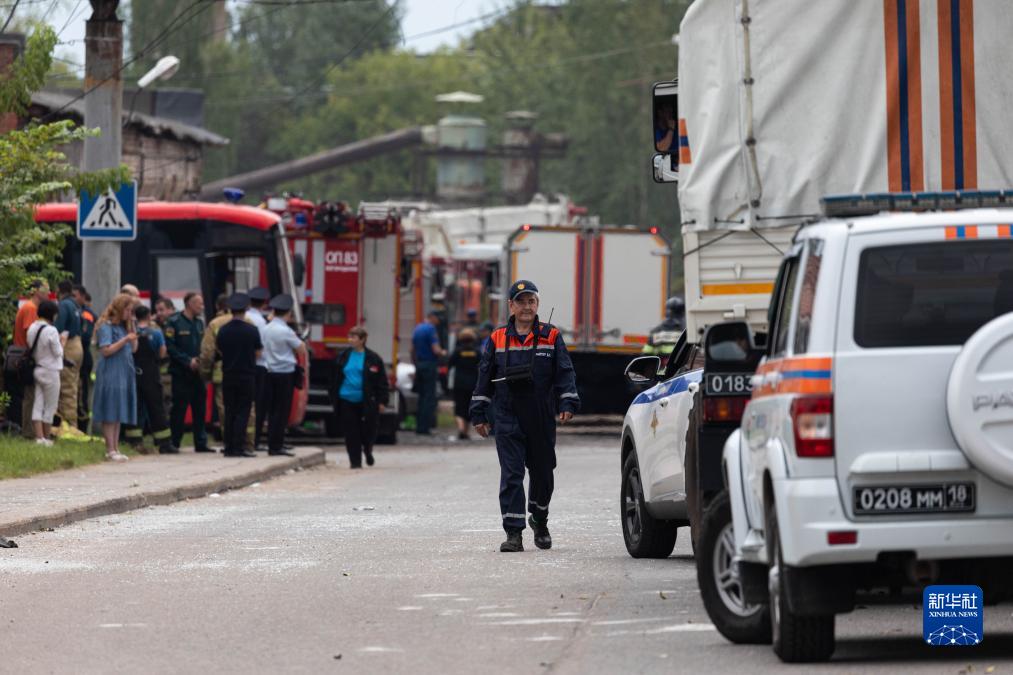 8月9日,在俄罗斯莫斯科州,救援人员在现场工作。