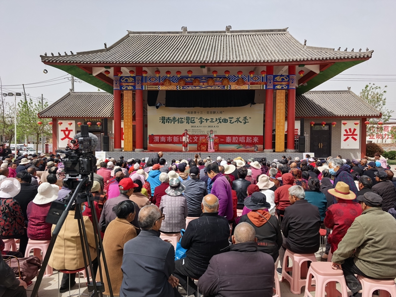 “一元剧场”下乡演出现场(资料图)。代九奎摄