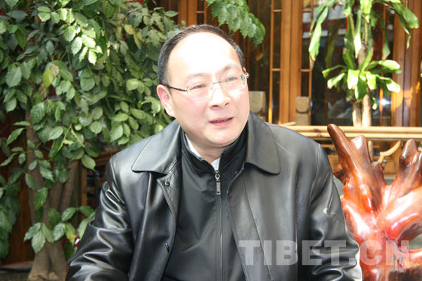 中国人民大学国际关系学院副院长金灿荣教授