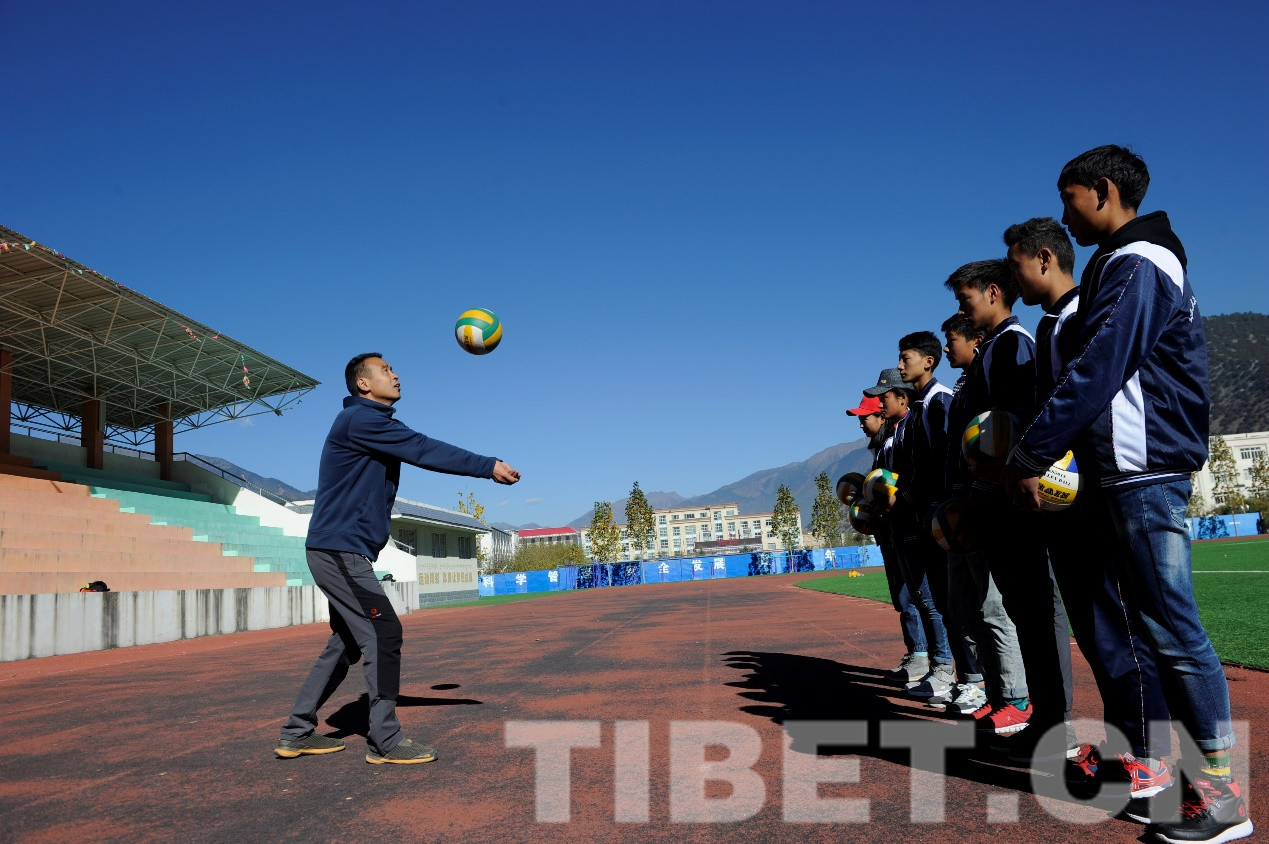 援藏一年:用品格、风格、情怀抒写援藏工作