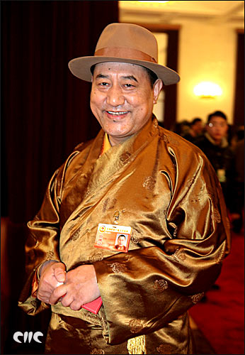 两会中与藏传佛教有关的政协委员你认识几位?