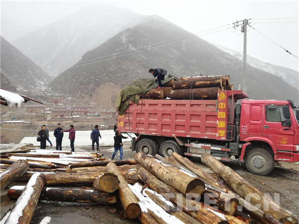 现场实录:甘孜绿色亮剑守护绿川2号行动
