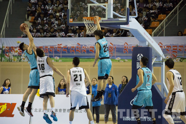 拉萨净土男篮队获得2018年全国男子篮球联赛