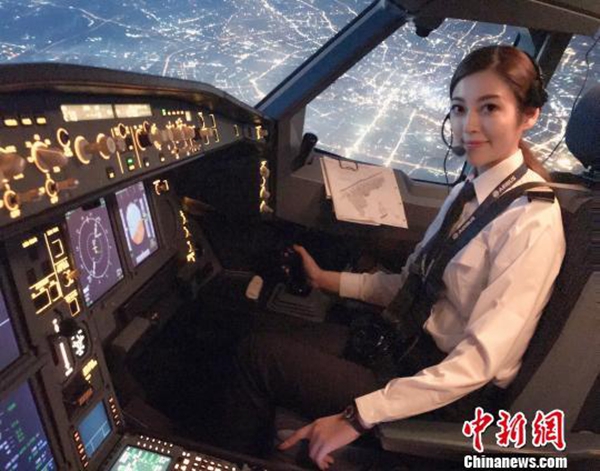探秘西藏航空 美女空姐机长 还有让你想不到的