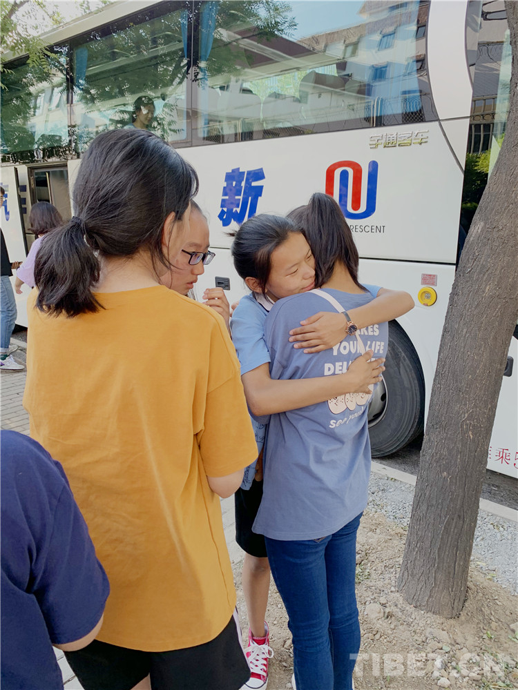 高三班主任 | 最懂你的泪水和汗水,愿你不负青春前途坦荡
