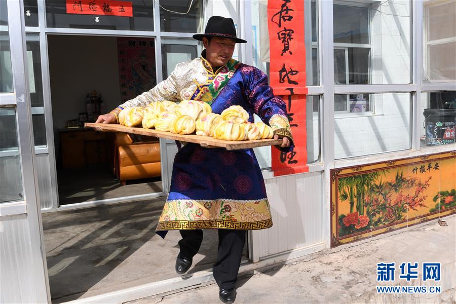 （脱贫攻坚）（3）从贫困户到致富能人——藏族村民宋天柱“变身”记