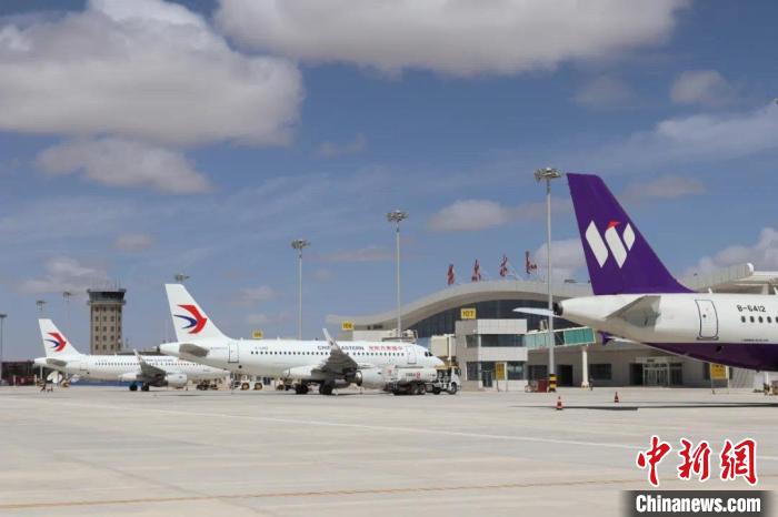 青海格尔木机场旅客吞吐量同比增长翻番