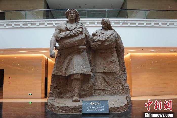 探访四川甘孜藏族自治州博物馆：观赏自然与人文画卷