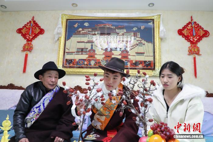 （新春见闻）青海湟源:日月山下藏乡年味浓