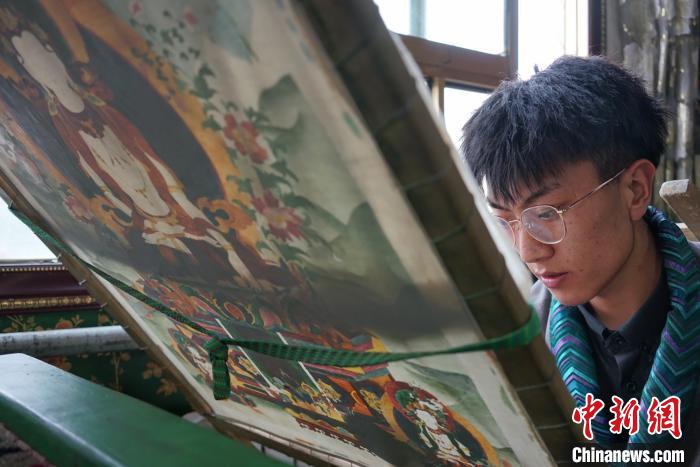 保护特色非遗西藏丁青东朵唐卡、藏文书法有序传承发展