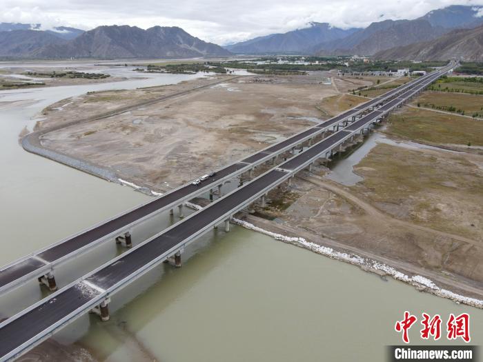 西藏拉日高速公路项目预计10月阶段通车
