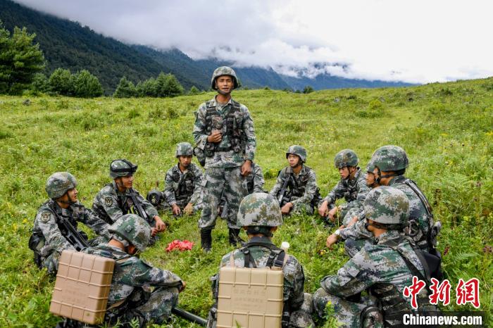 西藏有位守护国门的“达曼兵”