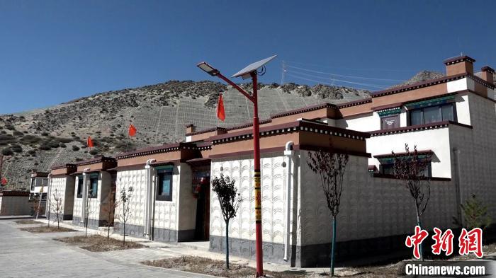 西藏官员：西藏传统文化在脱贫攻坚中得到发扬光大