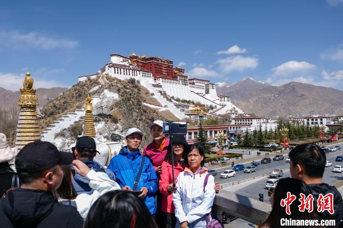以花为媒西藏旅游市场“升温”