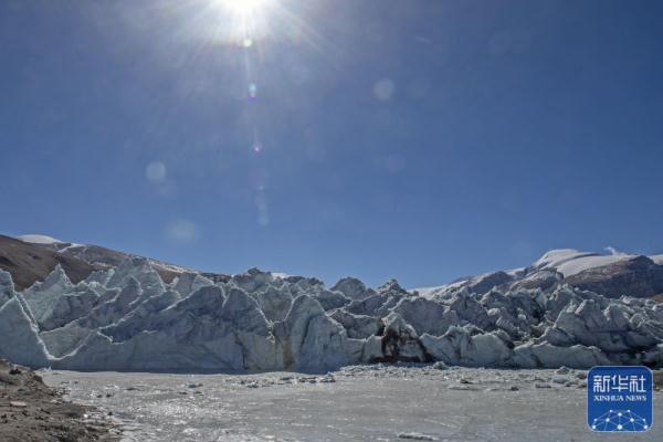 探访西藏岗布冰川