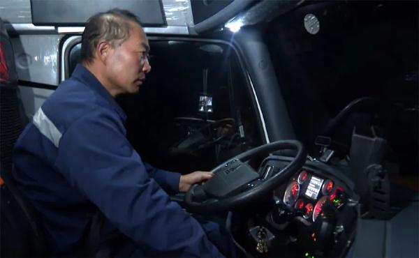 坐上“气”车去拉萨！记者亲身体验