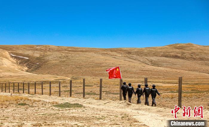 【十年@每一个奋斗的你】海拔5300米!看西藏亚热边境派出所的“追风”人